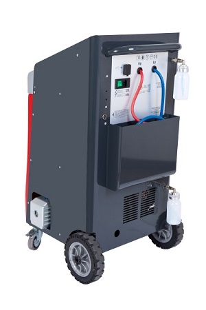 Установка заправки автокондиционеров SPIN CLEVER ADVANCE BASIC WB