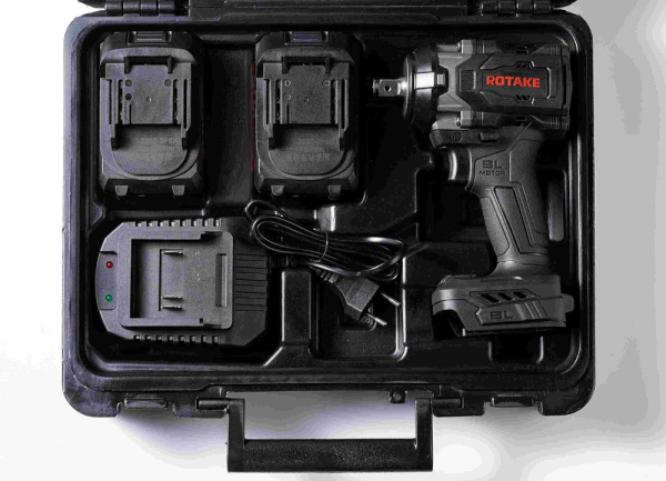 Гайковерт аккумуляторный RC8802