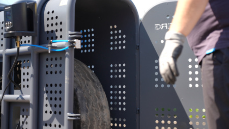 Клеть для накачки грузовых колес 46TC12